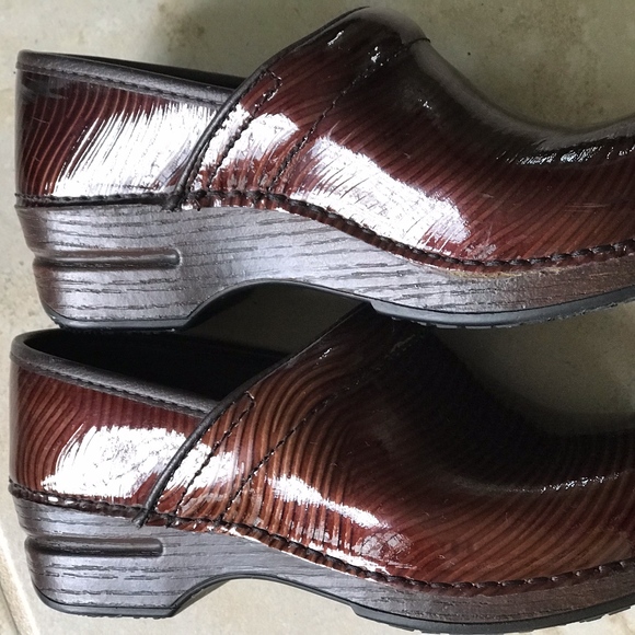 Dansko XP Professional Clogs Size 37 - Picture 2 of 5